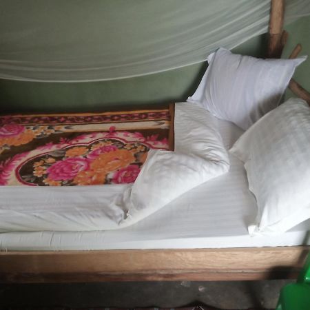 Lake Lyantonde Eco Campsite Original Fort Portal Kültér fotó